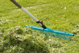 Lifestyle: GARDENA combisystem Rasenrechen 03381-20 Rechen, Laubrechen