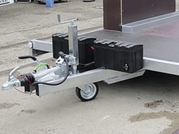 Lifestyle: Deichselbox SanuBox 500-2 515 x 300 x 240 mm, aus Kunststoff für PKW-Anhänger