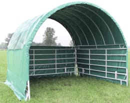 Lifestyle: Growi® Weidezelt für Pferde mit Metallpanels auf einer Weide