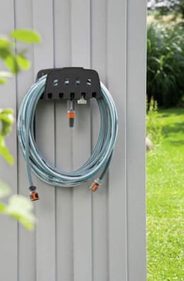Lifestyle: GARDENA Wandschlauchhalter für Gartenschlauch