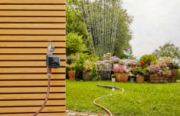 Produktbild: GARDENA Bewässerungscomputer Bewässerungssteuerung Bluetooth 0,5 bis 12 bar