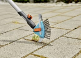 Lifestyle: GARDENA combisystem 3in1 Fugenreiniger Fugenkratzer 03608-20