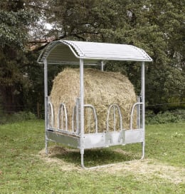 Lifestyle: KERBL Heuraufe Hobby 1,50 x 2,40 x 1,50 m, 8 Fressplätze, für Pferde, Rund-/Rechteckballen bis 1,40 m