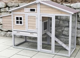 Lifestyle: KERBL Hühnerstall Bonny 181 x 65 x 118 cm mit überdachtem Freilaufgehege