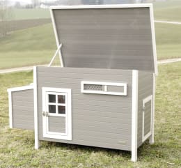 Lifestyle: KERBL Hühnerstall Barney 137 x 73 x 83 cm aus recyceltem Kunststoff, mit 2 Legenestern und 2 Sitzstangen