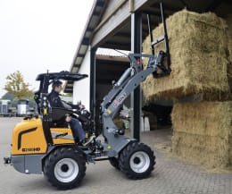 Lifestyle: GIANT® Radlader Giant G2500 HD