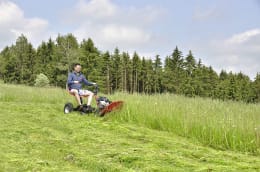 Produktbild: Vari® Anhängesitz AV-650, für Raptor Hydro, BDR-1200, F-600B, F-700 Hydro, BDR-720D Adela Pro, DSK-316