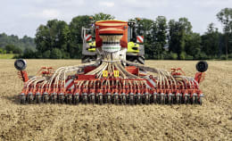 Lifestyle: Pöttinger Sämaschine Terrasem