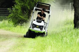 Lifestyle: ETESIA Aufsitzmäher Buffalo 124