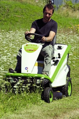 Produktbild: ETESIA Aufsitzmäher Bahia MKM