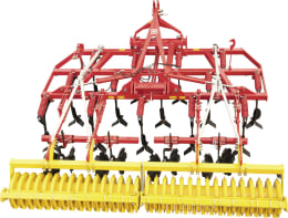 Lifestyle: Pöttinger Grubber SYNKRO 3-balkig Dreipunktanbau Kat. 2
