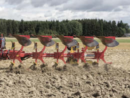 Lifestyle: Pöttinger Pflug Servo 45 M