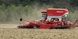 Lifestyle: Pöttinger Sämaschine Terrasem Fertilizer