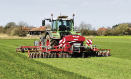 Lifestyle: GÜTTLER® Striegel-Walzen-Kombination GreenMaster® Alpin