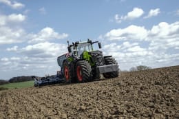 Lifestyle: Fendt Traktor 900 Vario