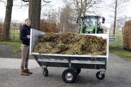 Lifestyle: Growi® Großraumkuli B x H x T: 240 x 153 x 135 cm für Traktoren Euro-Aufnahme, feuerverzinkt