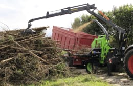 Lifestyle: Heizohack® Häcksler HM 8-400 K kranbeschickt, mit Fahrwerk