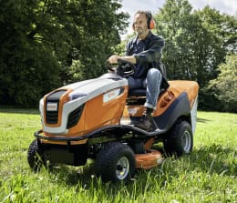 Produktbild: STIHL Rasentraktor RT 5097