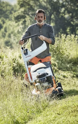Lifestyle: STIHL Benzin-Rasenmäher RM 756 YC