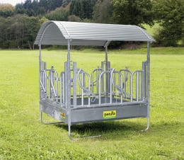 Lifestyle: Patura Heuraufe Profi 2,00 x 2,05 m, 8 Fressplätze, Schwedenfressgitter, für ausgewachsene, großrahmige Rinder