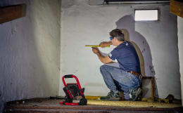 Lifestyle: EINHELL Power X-Change Akku-Lampe TC-CL 18/1800 Li - Solo