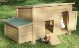 Lifestyle: KERBL Hühnerstall Florentina 146 x 74 x 80 cm