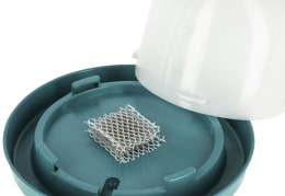 Produktbild: silvertex® Anti-Keim-Matte Good Water in Geflügeltränke, silberfarbenes Netzgewebe