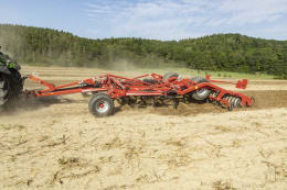 Lifestyle: Horsch Grubber Terrano 4.4 GX 4,00 m 13 Zinken