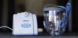 Produktbild: hippomed Ultraschall-Inhalator AirOne 230 V-Betrieb, mit Warmblut-Inhalationsmaske
