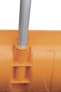 Produktbild: Cemo Schneeschieber 560 x 360 mm, mit D-Griff und doppelt gebogenem Stiel, aus GFK