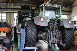 Produktbild: BayWa Traktor-Service – Reifenaktion