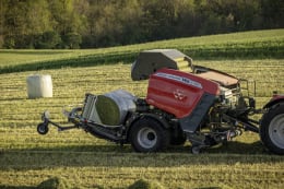 Lifestyle: Massey Ferguson Rundballenpresse MF RB 3130 F PROTEC Ballen Ø x B 1,25 m x 1,23 m