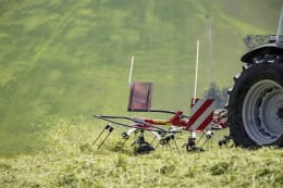 Lifestyle: Massey Ferguson Heuwender MF TD 454 DN 4,50 m Dreipunktanbau Heck