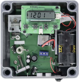 Produktbild: KERBL Hühnerklappe Easy Protect Steuerungseinheit mit Display, Lichtsensor und Batteriefach