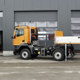 Lifestyle: MAN Systemfahrzeuge 13.290 Baureihe TGM mit Pfannenbett-Wechselsystem und Kommunalhydraulik