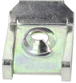 Produktbild: Fendt Blechmutter 4,8 mm, DIN 17222, Federstahl, für Traktor Farmer 300, 400 Vario, Geräteträger, 200, 300