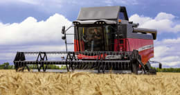 Lifestyle: Massey Ferguson Mähdrescher MF Activa S 7347 MCS 225 kW (306 PS)