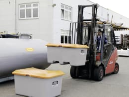 Produktbild: Cemo Transportbehälter aus GFK, grau mit gelbem Deckel, unterfahrbar, rechteckig