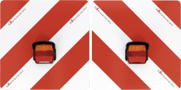 Produktbild: Warntafelsatz Folie Typ 1 links/rechts 423 x 423 mm rot, weiß, einseitig, LED-Schlussleuchte