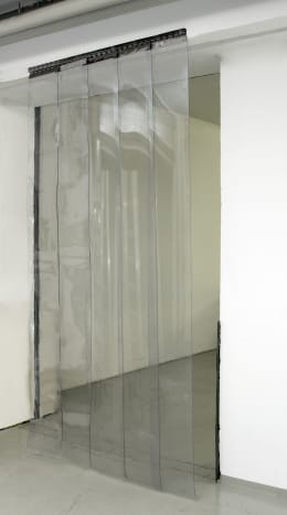 Lifestyle: KERBL Streifenvorhang 1.300 x 2.250 mm für Paddock- und Boxentüren, Komplettset