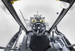 Produktbild: MECALAC Schwenklader AS850 Hubkraft 4.000 daN, 55,4 kW (75 PS) bei 2.300 min⁻¹, 0 – 20 km/h, Z-Kinematik