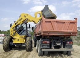 Produktbild: MECALAC Schwenklader AS210 Hubkraft 10.600 daN, 129 kW (175 PS) bei 2.200 min⁻¹, 0 – 20 km/h, Z-Plus-Kinematik