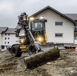 Lifestyle: MECALAC Mobilbagger 9MWR Hubkraft 3.000 kg, Leistung 55,4 kW (75 PS) bei 2.300 min⁻¹, 0 – 20 km/h
