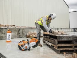 Lifestyle: STIHL Benzin-Trennschleifer TS 410