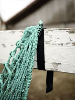 Lifestyle: KERBL Heunetz FlexiStrong für getrocknetes Heu, Maschenweite 45 x 45 mm, zum Aufhängen