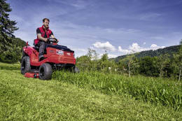 Lifestyle: solo® by AL-KO Rasentraktor T 18-103.4 HD-A V2 T 9,0 kW (12,2 PS), Schnittbreite 103 cm