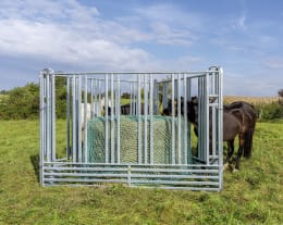 Lifestyle: Patura Panel B x H 3,00 x 2,10 m für Pferde, mit Fressgitter