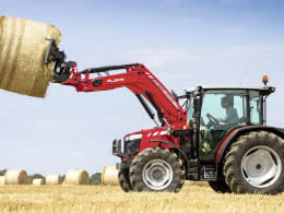 Lifestyle: Massey Ferguson Frontlader MF FL mit Parallelführung