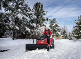 Lifestyle: AL-KO Schneeschild 125 cm für Rasentraktor