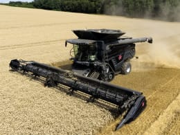 Lifestyle: Massey Ferguson Mähdrescher MF Ideal Gen3